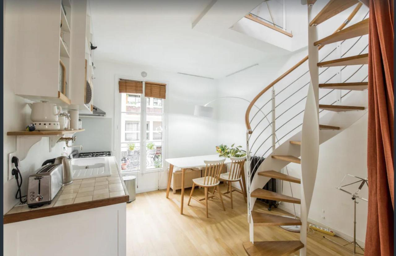 Paris Petit Appartement Lumineux Et Atypique Buitenkant foto