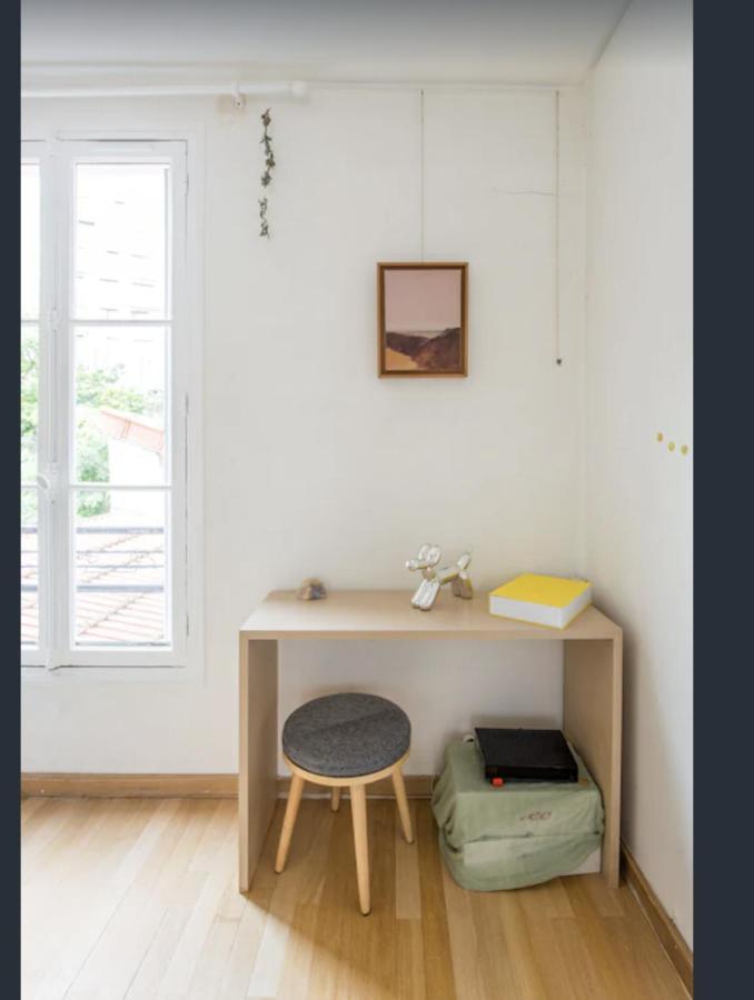 Paris Petit Appartement Lumineux Et Atypique Buitenkant foto