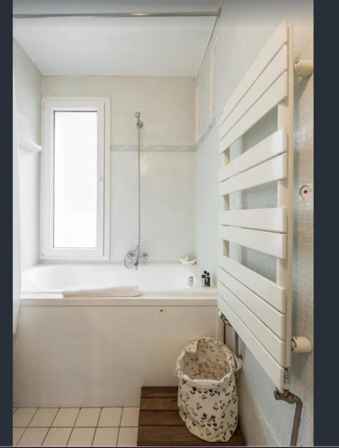 Paris Petit Appartement Lumineux Et Atypique Buitenkant foto